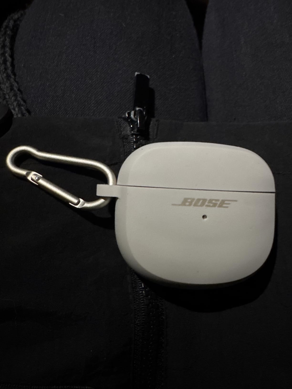 Protection et charge en un
